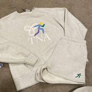 aritzia TNA sweatshirt + sweatshorts